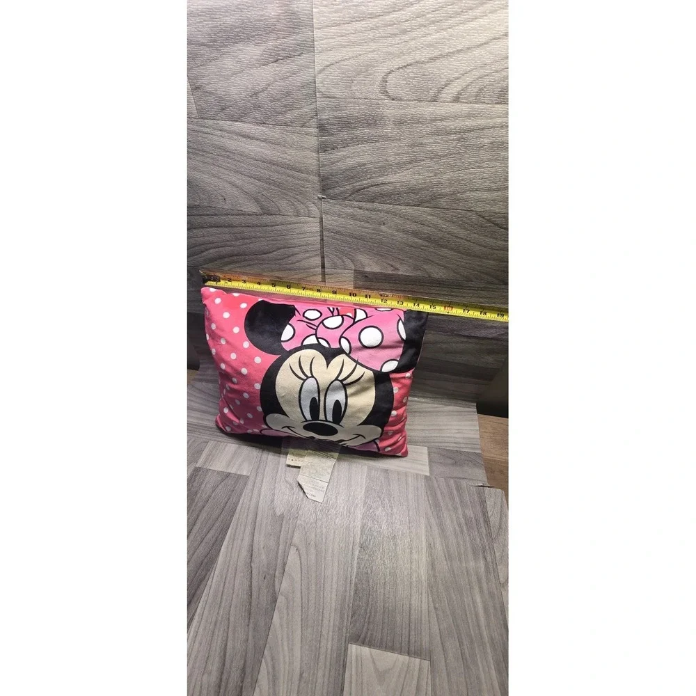 Disney Minnie Mouse soft decorative pillow